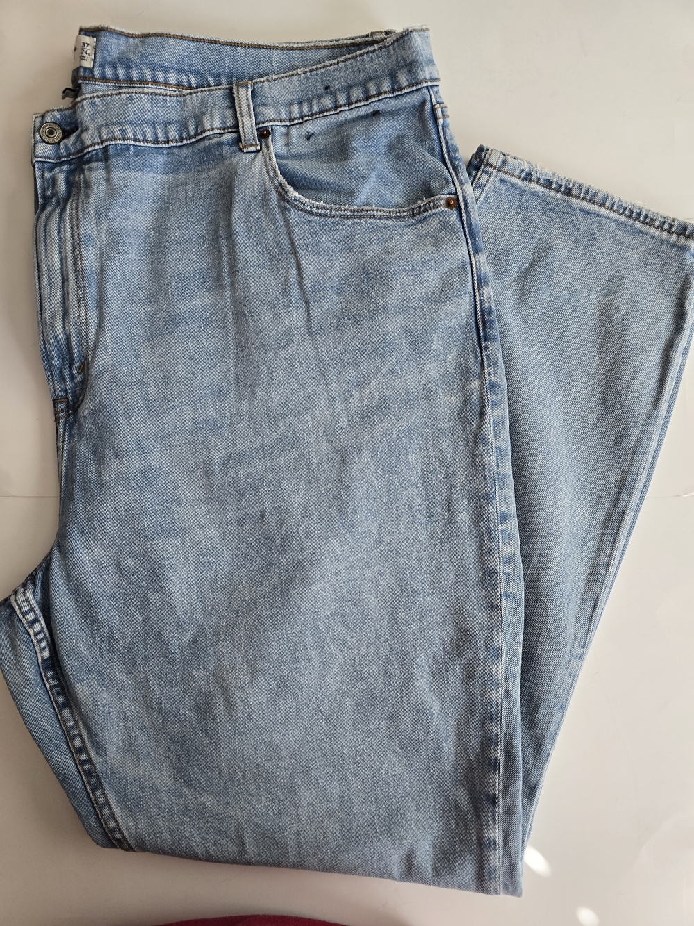 Abercrombie & Fitch Light Wash High-Rise Women's Straight Jeans